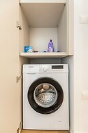 Yamas Urban Living Spiridonons