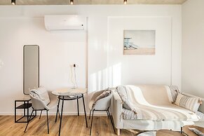 Yamas Urban Living Spiridonons