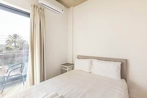 Yamas Urban Living Spiridonons