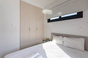 Yamas Urban Living Spiridonons