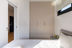 Yamas Urban Living Spiridonons