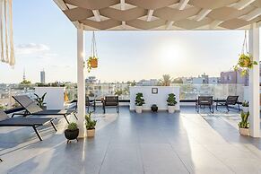 Yamas Urban Living Spiridonons