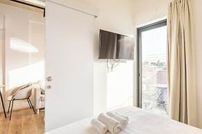 Yamas Urban Living Spiridonons