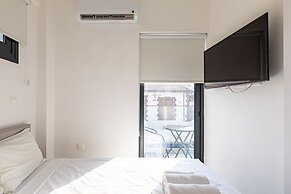 Yamas Urban Living Spiridonons