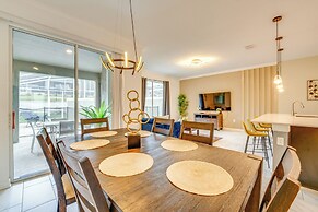 Near Disney Parks: Home w/ Pool in Davenport!