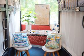 Grandma Lu Saigon - Pham Ngu Lao Str