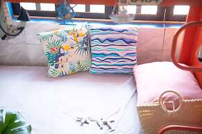 Grandma Lu Saigon - Pham Ngu Lao Str