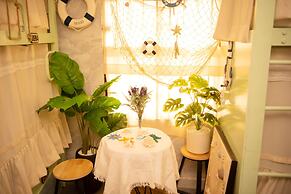 Grandma Lu Saigon - Pham Ngu Lao Str