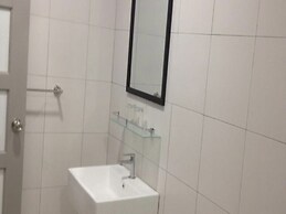 OYO 89492 Carlton Inn Bukit Ubi