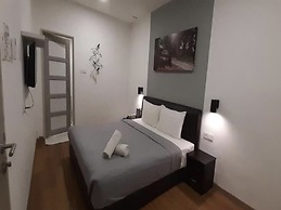 OYO 89492 Carlton Inn Bukit Ubi