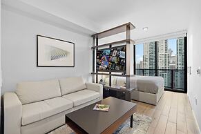 Bayfront Park King Studio with Bay View