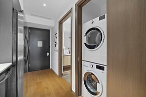 Bayfront Park King Studio with Bay View