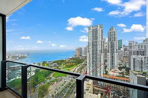 Bayfront Park King Studio with Bay View
