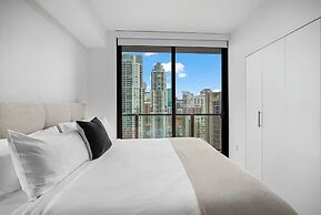 Bayfront Park King Studio with Bay View