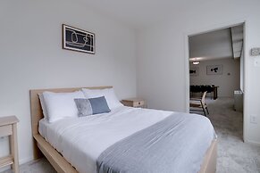 Modern & Spacious apartment Crystal City