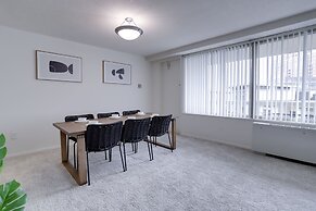 Modern & Spacious apartment Crystal City