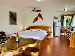 The Fruit Tree Garden Bromeliad Suite