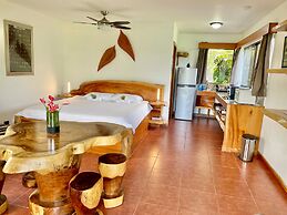 The Fruit Tree Garden Bromeliad Suite