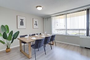 Stylish & Fantastic apt in Crystal City