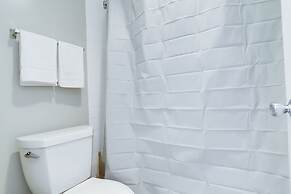 Stylish & Fantastic apt in Crystal City