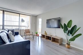 Stylish & Fantastic apt in Crystal City