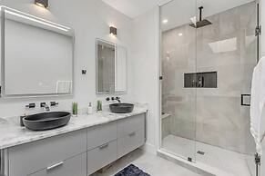 Waterfront Cove Hotel