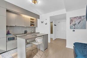 Waterfront Cove Hotel