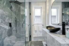 Waterfront Cove Hotel