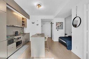 Waterfront Cove Hotel