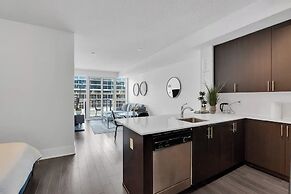 Waterfront Cove Hotel