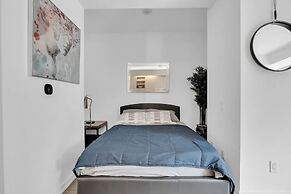 Waterfront Cove Hotel