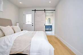 Waterfront Cove Hotel