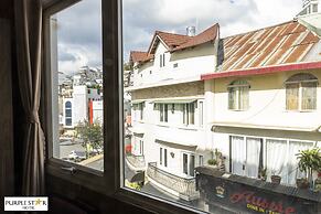 Purple Star Hotel