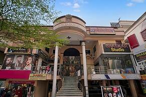 iROOMZ Hotel Silver Moon