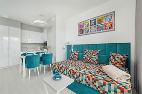 Rogowo Pearl Turquoise by Renters