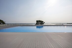 Rogowo Pearl Turquoise by Renters