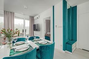 Rogowo Pearl Turquoise by Renters