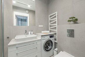 Rogowo Pearl Turquoise by Renters