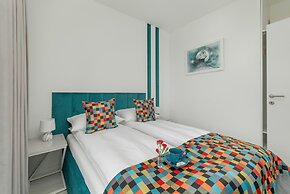 Rogowo Pearl Turquoise by Renters