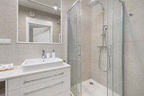 Turquoise Apartment Rogowo by Renters