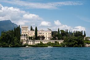 Borgo Antico Cisano With Pool