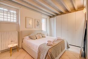 Borgo Antico Cisano With Pool