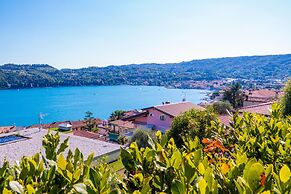 Borgo Antico Cisano With Pool