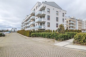 Private Garden Apartment by Renters
