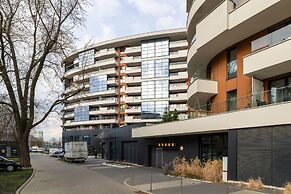 Elegant Studio in Kraków by Renters