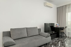 Elegant Studio in Kraków by Renters