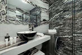 Elegant Studio in Kraków by Renters