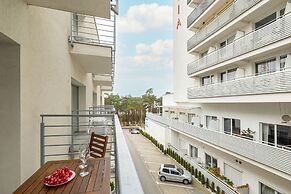 Promenada Gwiazd Balkon by Renters