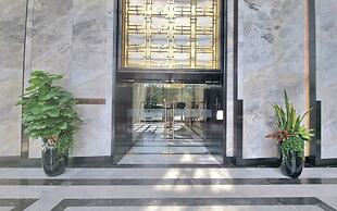 Bluesky Landmark 81 Paradise Vacation