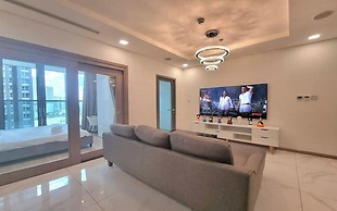 Bluesky Landmark 81 Paradise Vacation